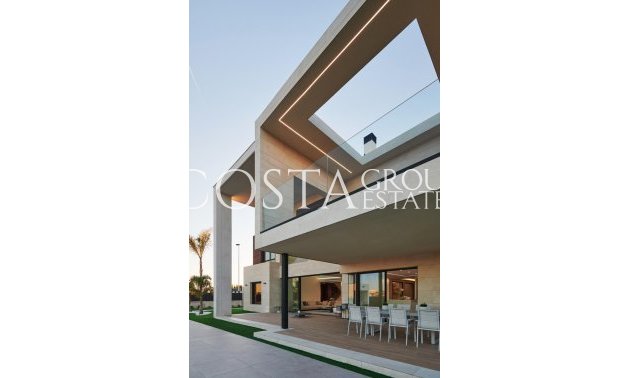 Herverkoop - Villa -
Molina De Segura - Molina de Segura Centro