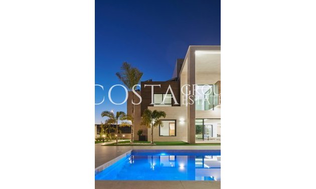 Herverkoop - Villa -
Molina De Segura - Molina de Segura Centro