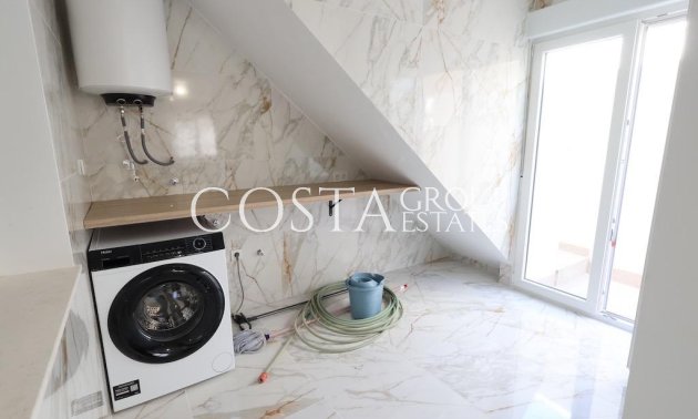 Resale - House -
Torrevieja - San Luis