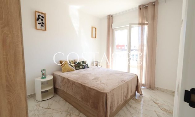 Resale - House -
Torrevieja - San Luis