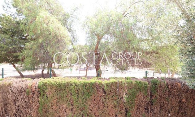 Herverkoop - Huis -
Orihuela Costa - Punta Prima