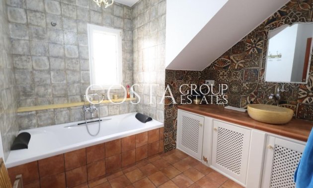 Herverkoop - Villa -
Orihuela Costa - Villamartin