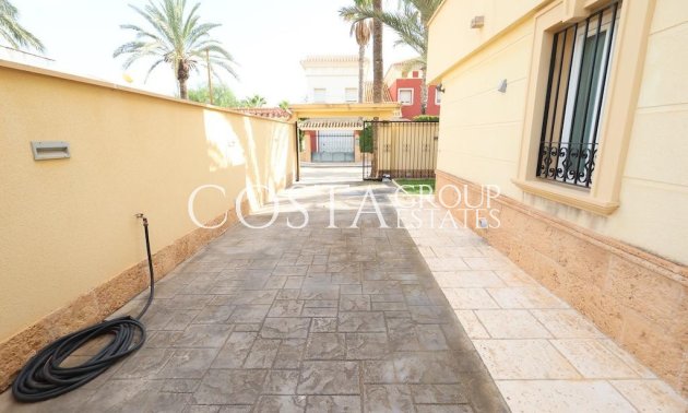 Herverkoop - Villa -
Orihuela Costa - Cabo Roig