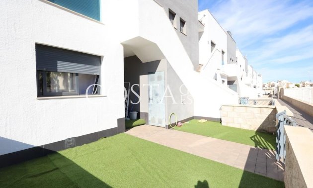 Herverkoop - Huis -
Orihuela Costa - La Zenia