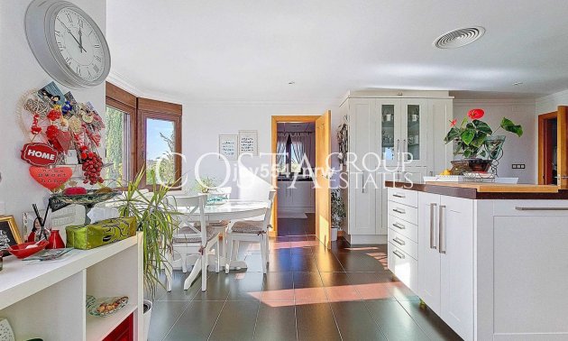 Wiederverkauf - Villa -
Pinoso - Pinoso Centro