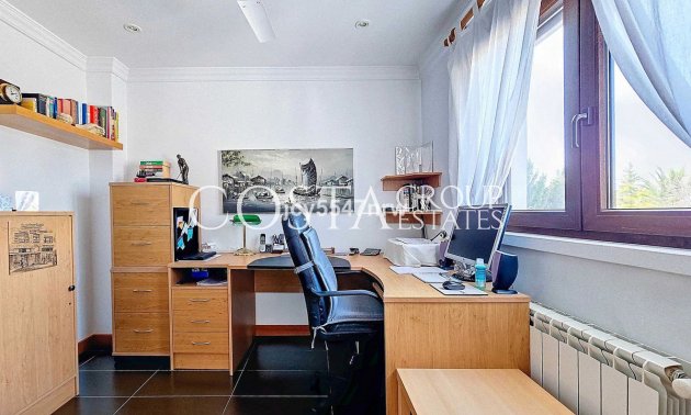 Wiederverkauf - Villa -
Pinoso - Pinoso Centro