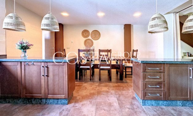 Revente - Villa -
Yecla - Yecla Centro