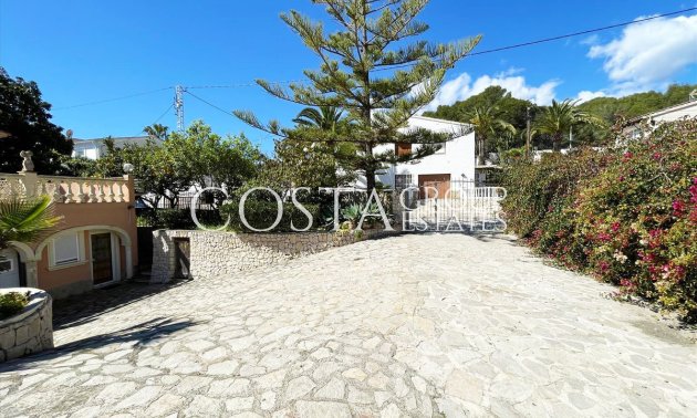 Resale - Villa -
Benissa - Benissa Centro