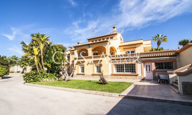 Resale - Villa -
Benissa - Benissa Centro