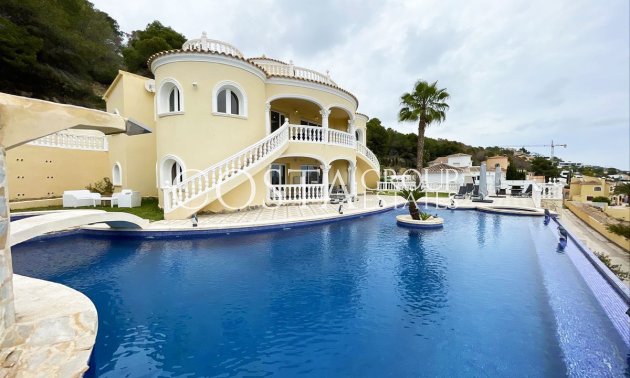 Revente - Villa -
Calpe - Calpe Centro