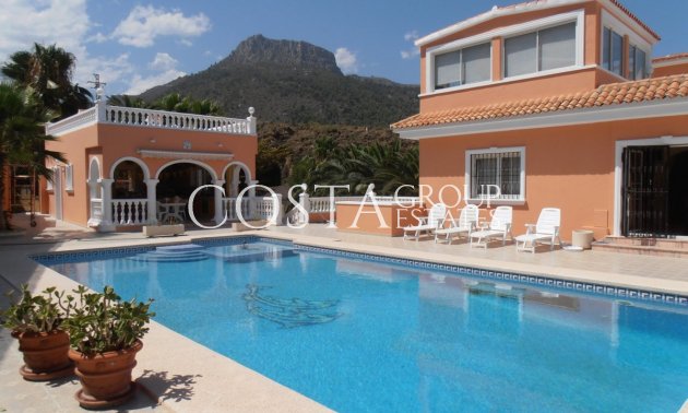 Revente - Villa -
Calpe - Calpe Centro