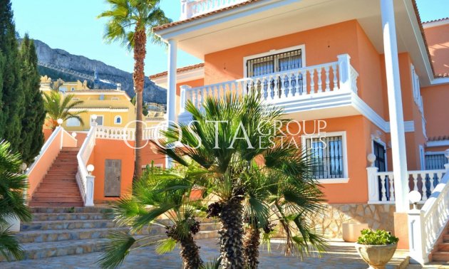 Revente - Villa -
Calpe - Calpe Centro
