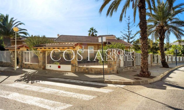 Wiederverkauf - Villa -
Orihuela Costa - Cabo Roig