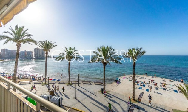 Herverkoop - Apartments -
Torrevieja - Playa del Cura