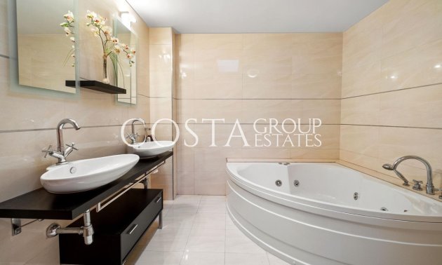 Wiederverkauf - Villa -
Rojales - Rojales Centro