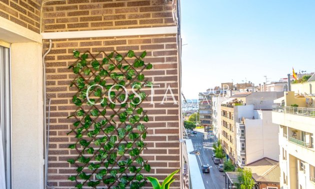 Herverkoop - Apartments -
Torrevieja