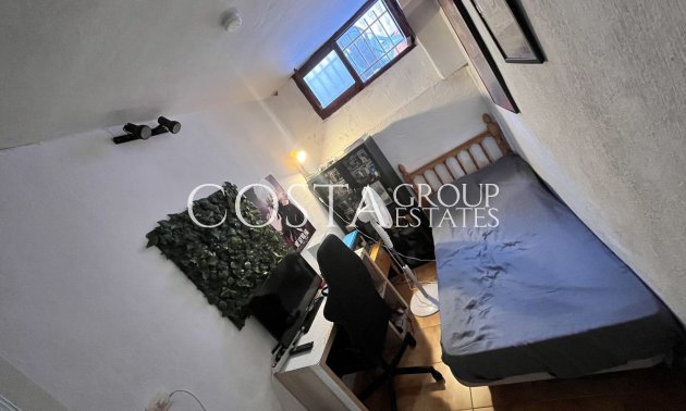 Odsprzedaż - Dom -
Torrevieja - La Mata