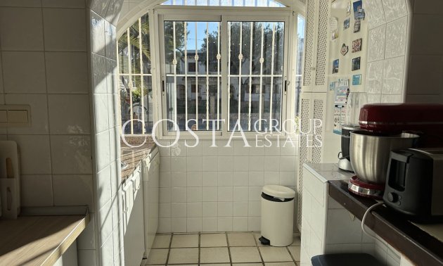 Herverkoop - Huis -
Orihuela Costa