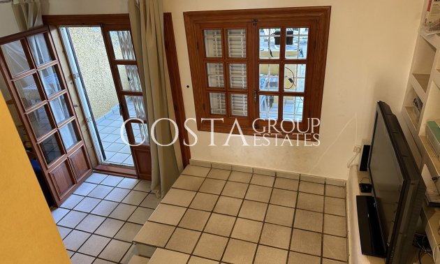 Herverkoop - Huis -
Orihuela Costa