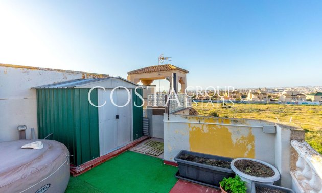 Odsprzedaż - Dom -
Torrevieja