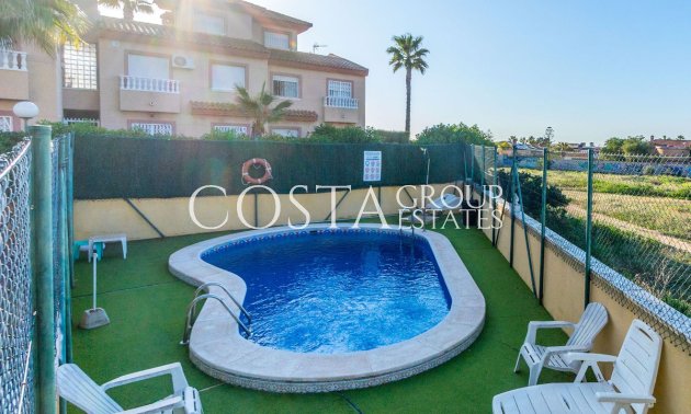 Odsprzedaż - Dom -
Torrevieja