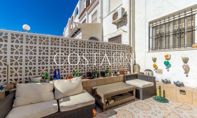 Resale - House -
Torrevieja