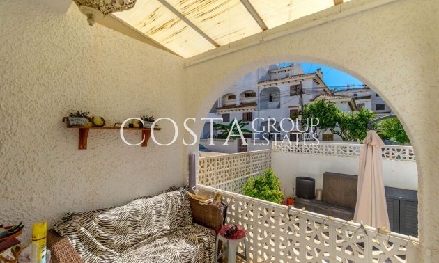 Resale - House -
Torrevieja