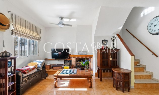 Resale - House -
Torrevieja