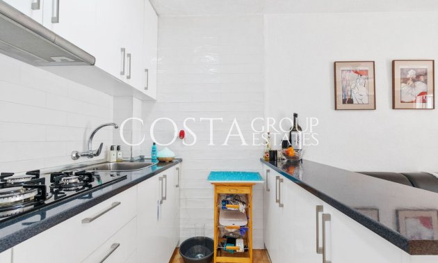 Resale - House -
Torrevieja