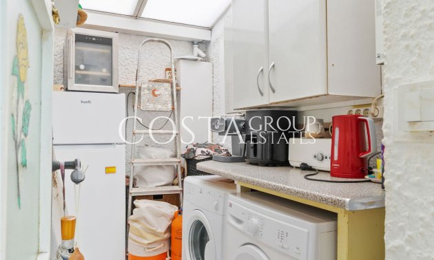 Resale - House -
Torrevieja