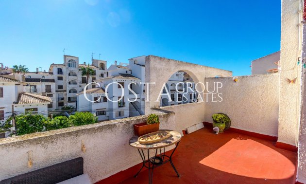 Resale - House -
Torrevieja