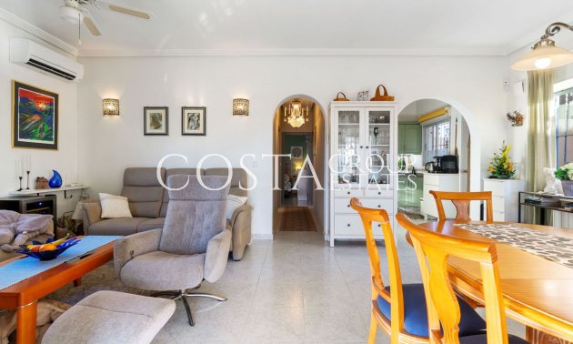 Revente - Villa -
Torrevieja