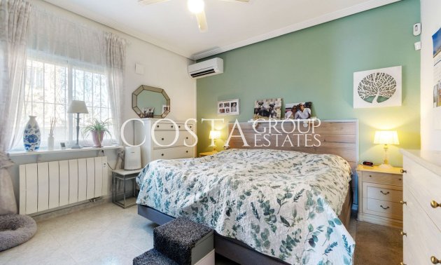 Revente - Villa -
Torrevieja