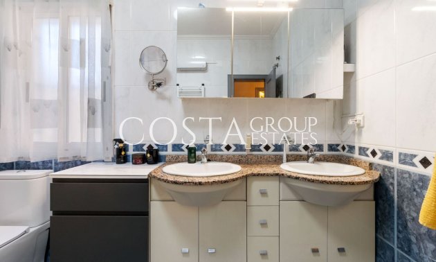 Revente - Villa -
Torrevieja