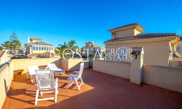 Revente - Villa -
Torrevieja