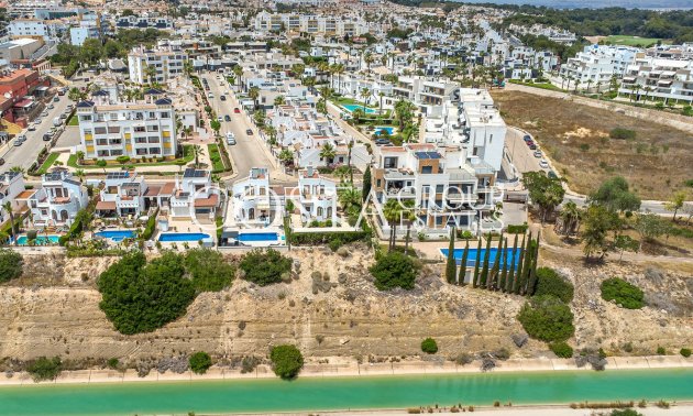 Wiederverkauf - Apartments -
Orihuela Costa - Villamartin