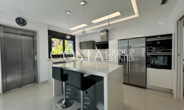 Wiederverkauf - Villa -
San Miguel de Salinas - San Miguel de Salinas Centro