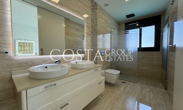 Wiederverkauf - Villa -
San Miguel de Salinas - San Miguel de Salinas Centro