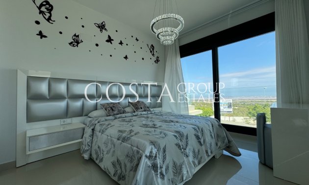 Wiederverkauf - Villa -
San Miguel de Salinas - San Miguel de Salinas Centro