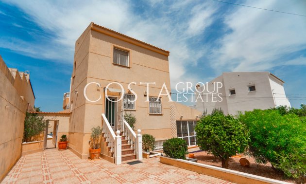 Herverkoop - Villa -
Rojales - Rojales Centro