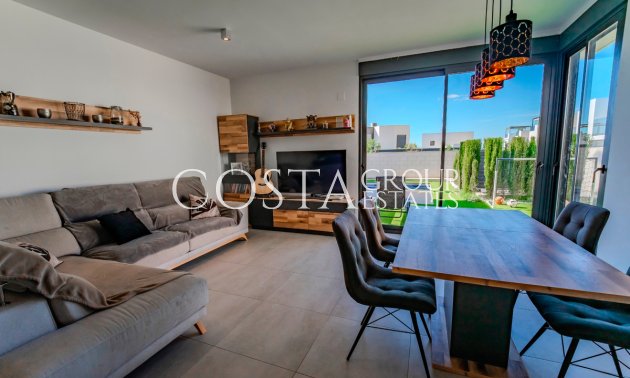 Wiederverkauf - Villa -
Benijofar