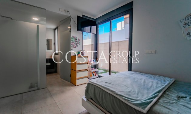 Wiederverkauf - Villa -
Benijofar