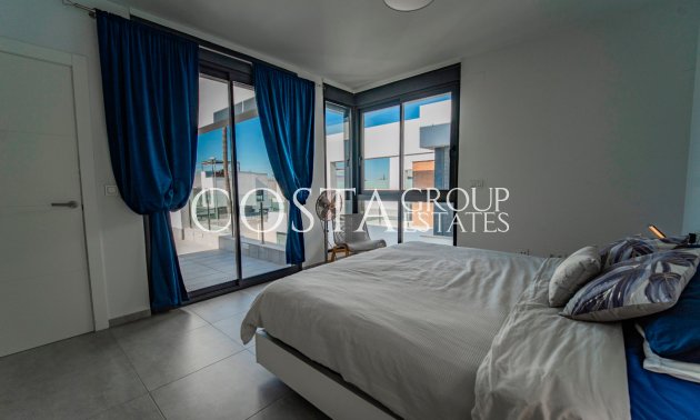 Wiederverkauf - Villa -
Benijofar