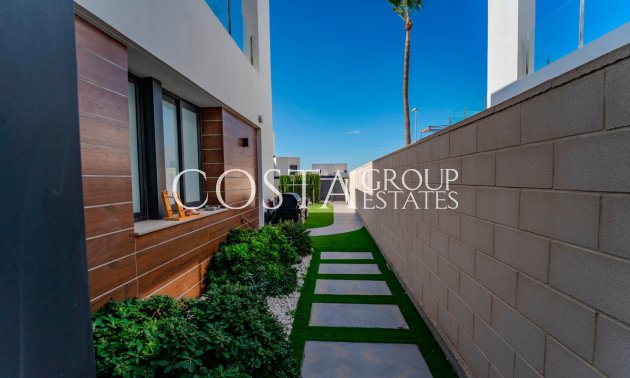 Wiederverkauf - Villa -
Benijofar