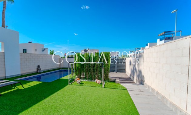 Wiederverkauf - Villa -
Benijofar