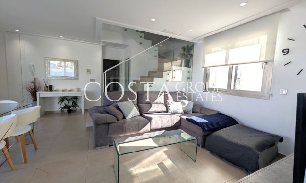 Herverkoop - Villa -
Orihuela Costa - Villamartin