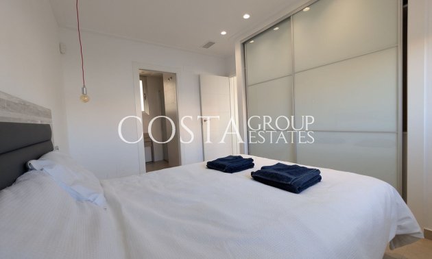 Herverkoop - Villa -
Orihuela Costa - Villamartin