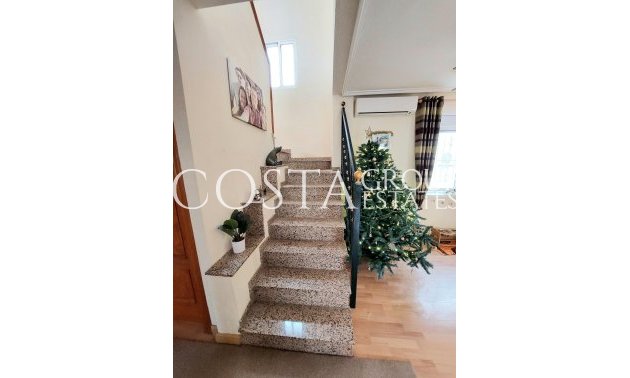 Odsprzedaż - Willa -
San Miguel de Salinas - San Miguel de Salinas Centro