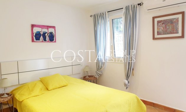 Herverkoop - Villa -
Teulada - Moraira