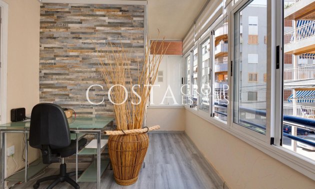 Herverkoop - Apartments -
Torrevieja